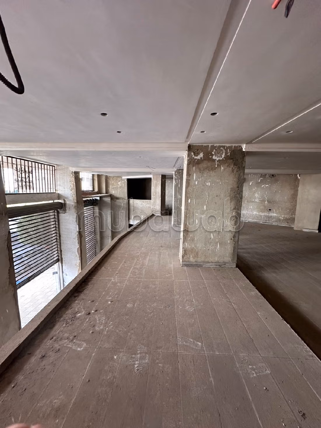 Local commercial de 213m² quartier administratif