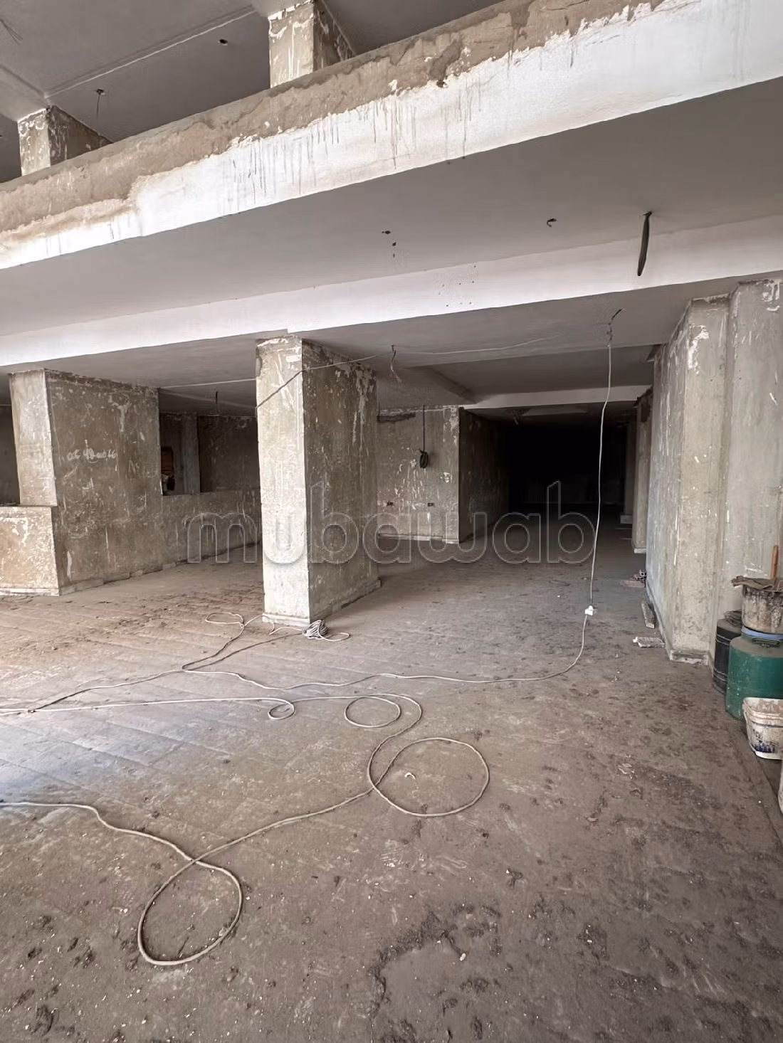 Local commercial de 213m² quartier administratif