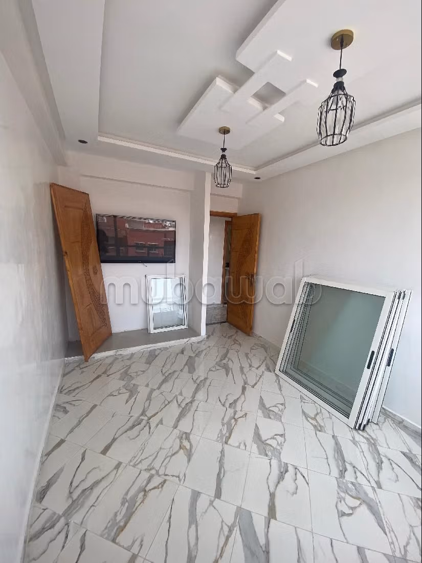 Vendita di uno splendido appartamento. Superficie 130 m². Sistema con antenna parabolica.