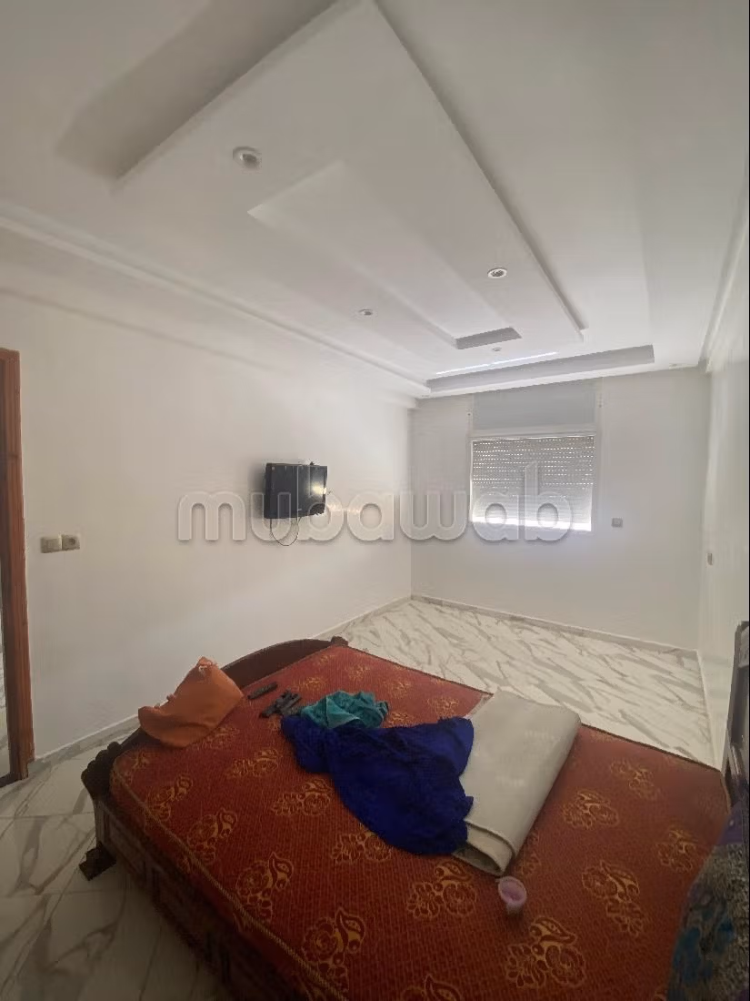 Vendita di uno splendido appartamento. Superficie 130 m². Sistema con antenna parabolica.