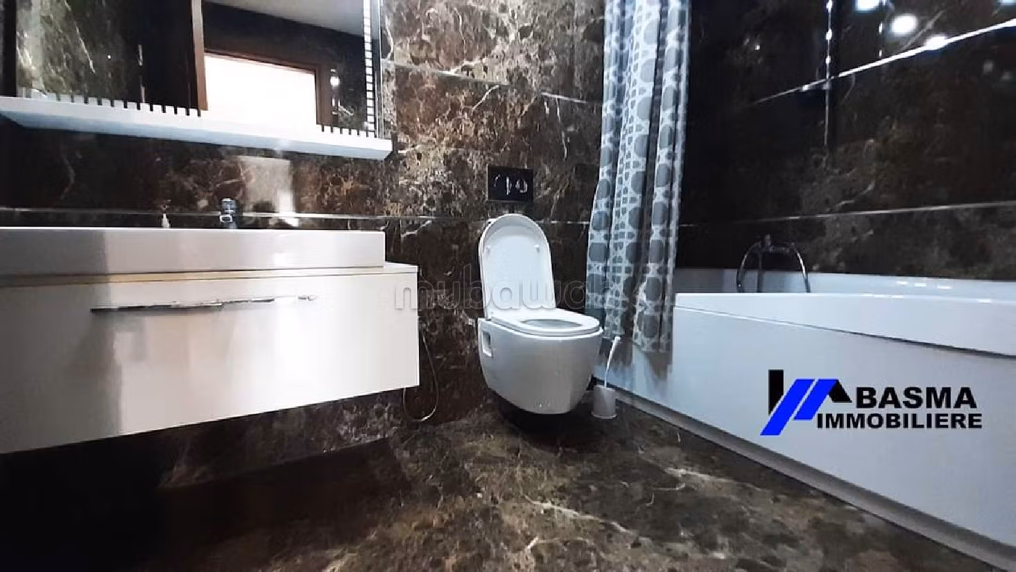 Un appartement S2 à khzema Est pour les vacances