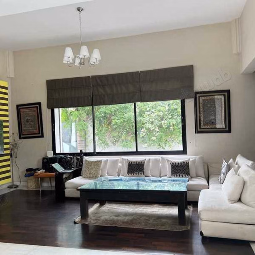 Villa for Sale of 458.0 m² in Casablanca, Oasis