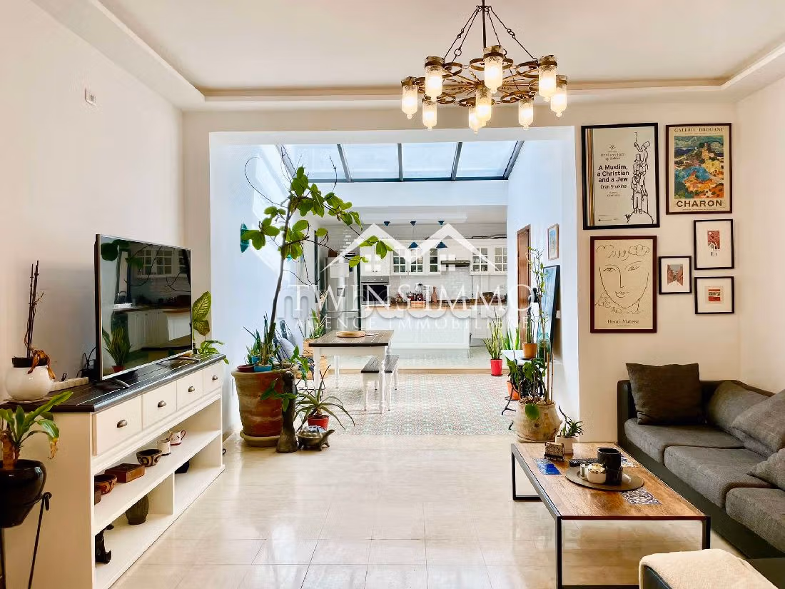 Lovely apartment for rent in La Marsa. Small area 110 m². Furnished. 