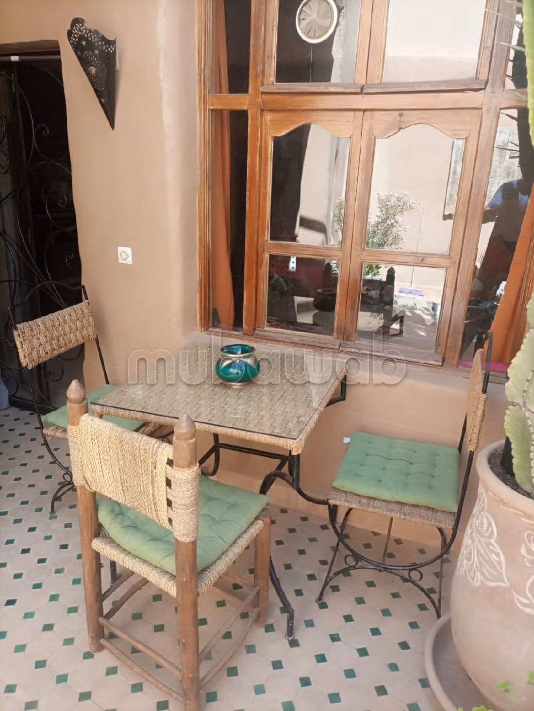 Lavish riad for sale in Agafay. 3 beautiful rooms. New furniture. 