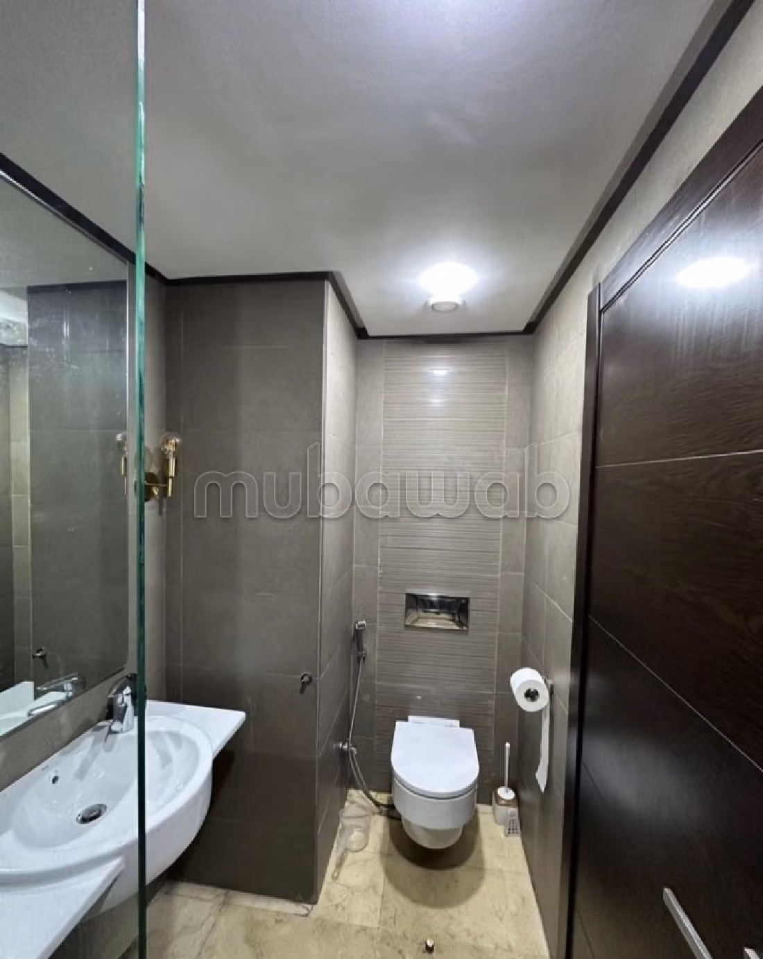 Très bel appartement bouskoura golf