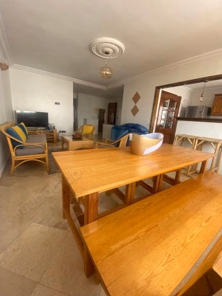 Joli Appartement Meublé À Louer