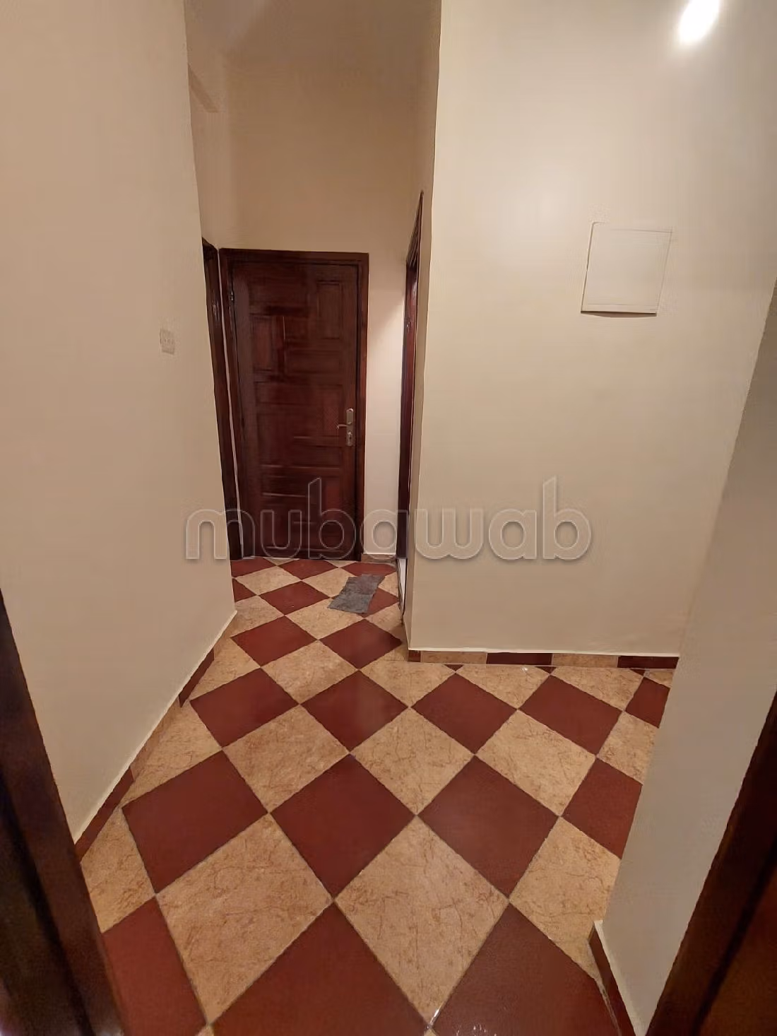 Appartamento da acquistare. 3 locali spaziosi. Balcone di grandi dimensioni. 