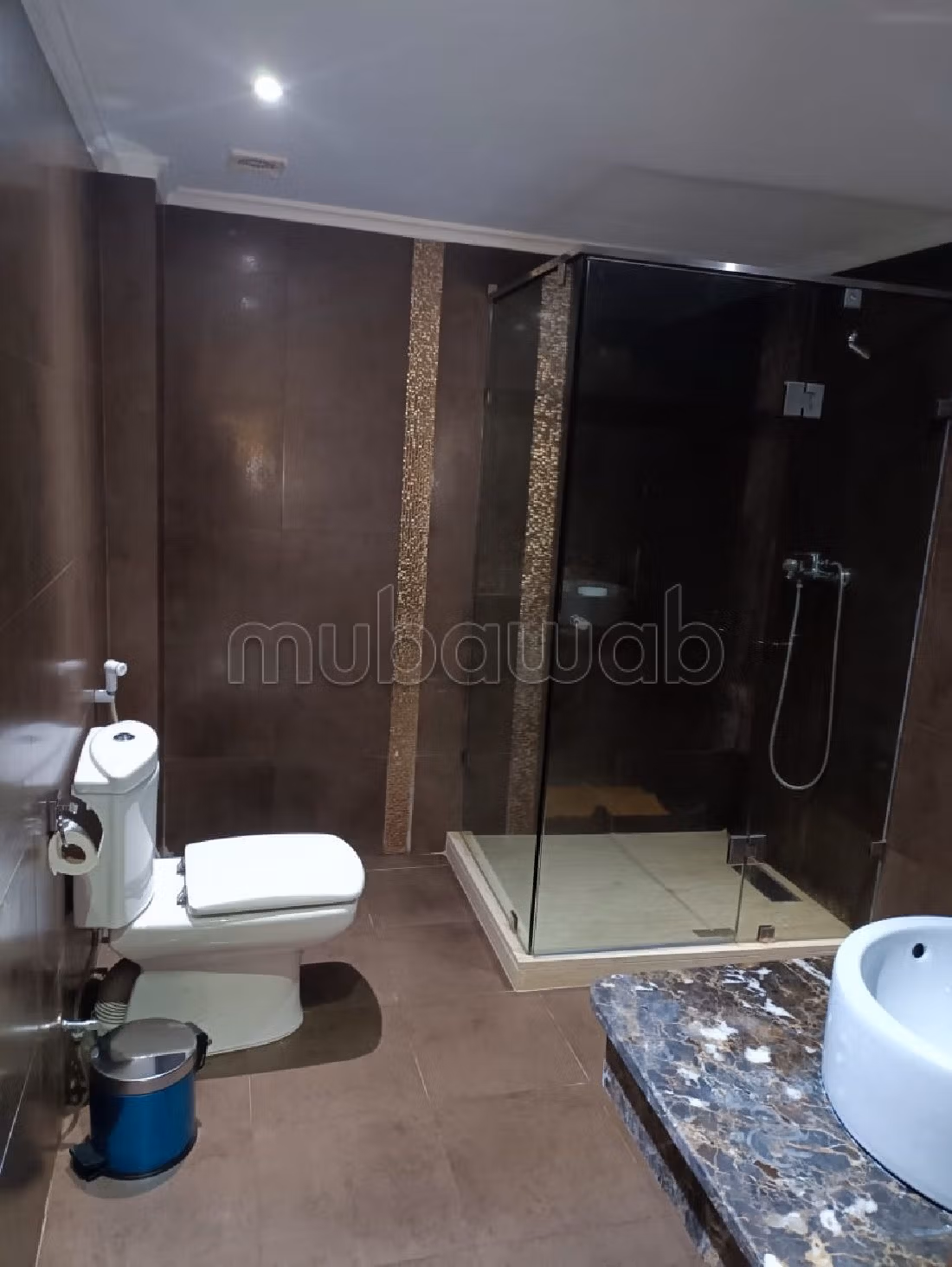 Nu te koop: villa's en luxe woningen. 3 Kamers. Volledig gemeubileerd