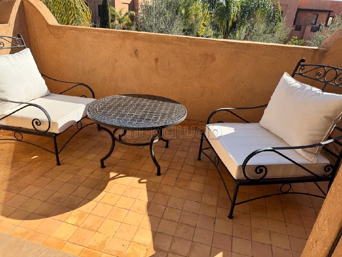 Vendita villa di lusso a Route de l'Ourika. 5 locali. Dotato di camino e climatizzatore. 