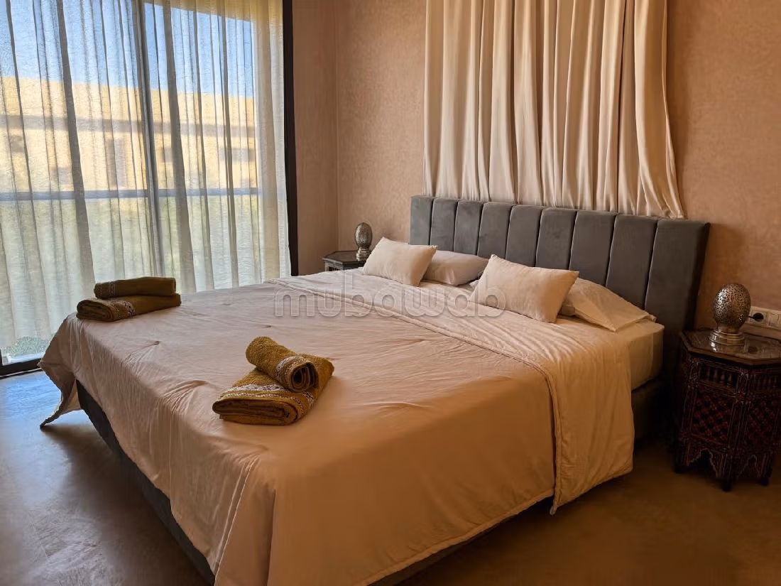 Vendita villa di lusso a Route de l'Ourika. 5 locali. Dotato di camino e climatizzatore. 