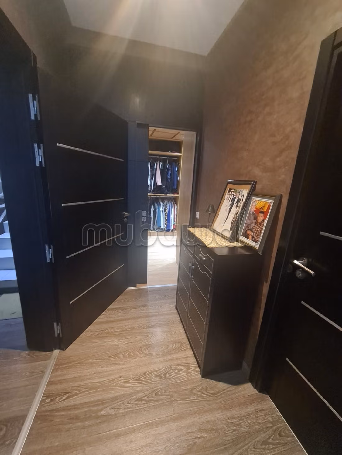 Luxury home for sale in Nassim 1. 2 large rooms. Garden.