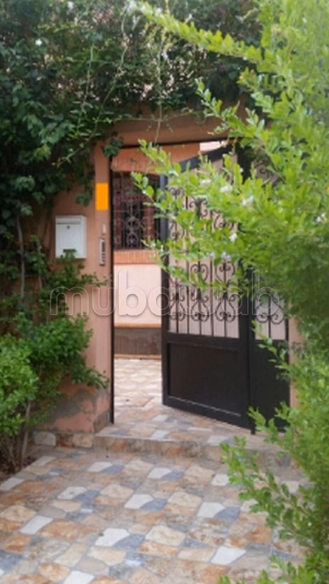 Appartamento in affitto a Hay Targa. 2 belle camere da letto. Arredato