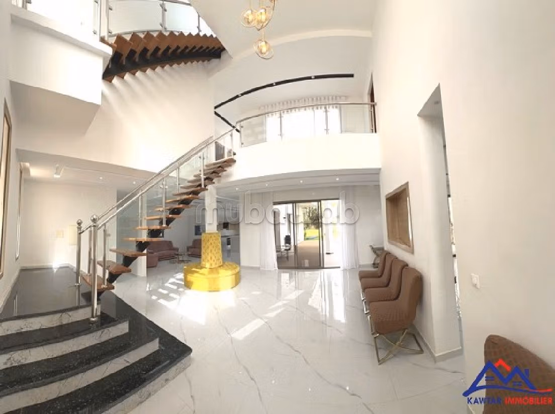 Villa de lujo en venta en Sidi Kaouki. 4 dormitorios. Plazas de parking y terraza. 