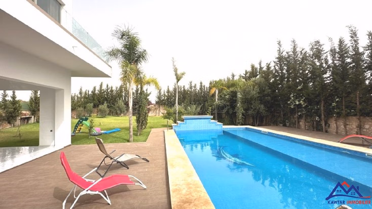 Villa de lujo en venta en Sidi Kaouki. 4 dormitorios. Plazas de parking y terraza. 