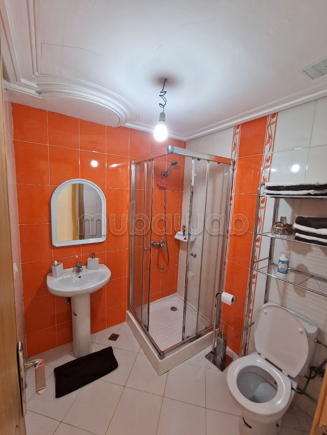 Appartamento da acquistare a Route Immouzer. 5 locali. arredato. 