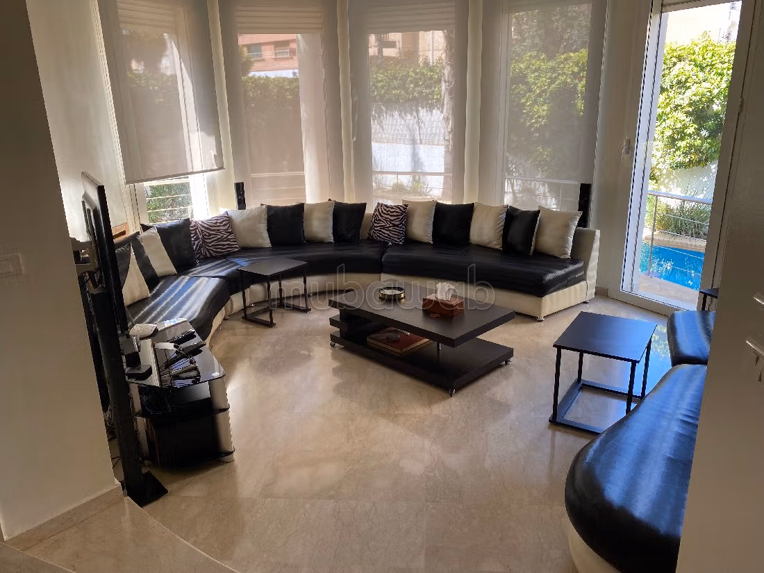 فيلا فاخرة للبيع بسيدي معروف. 3 قطع رائعة. صالة أصيلة ، طبق الأقمار الصناعية