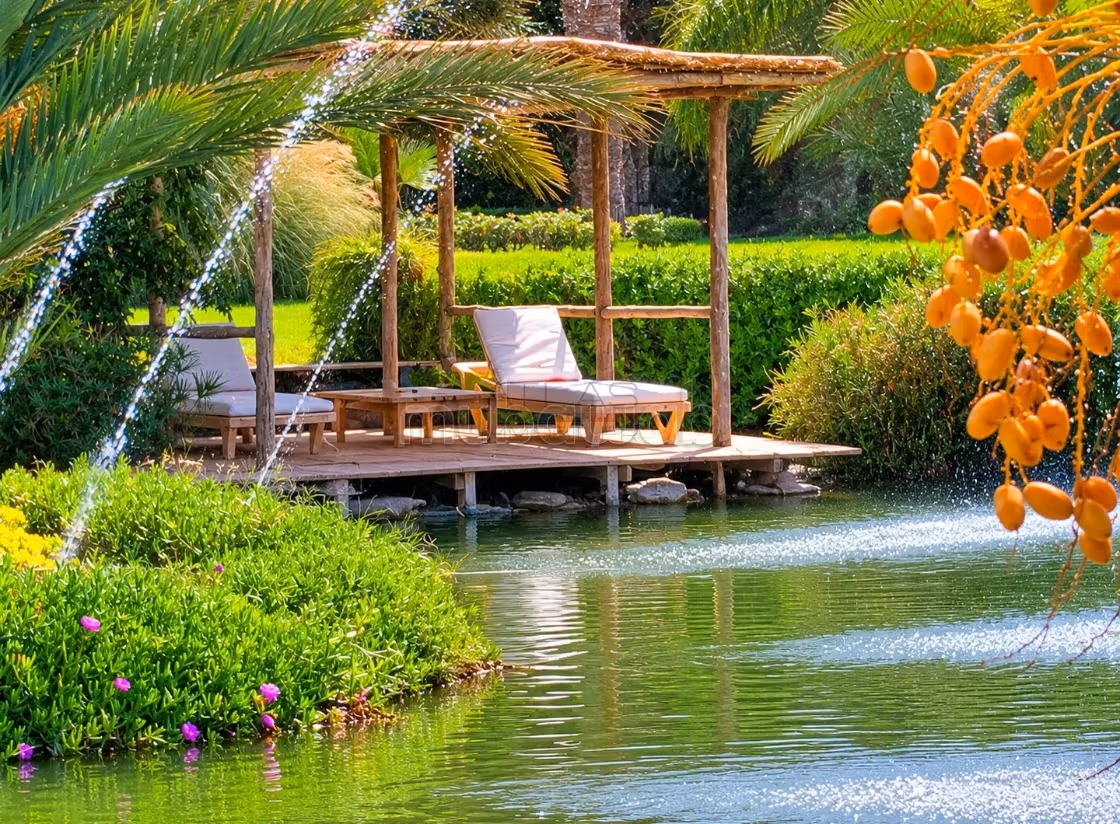 Kasbah con lago privato e giardini andalusi