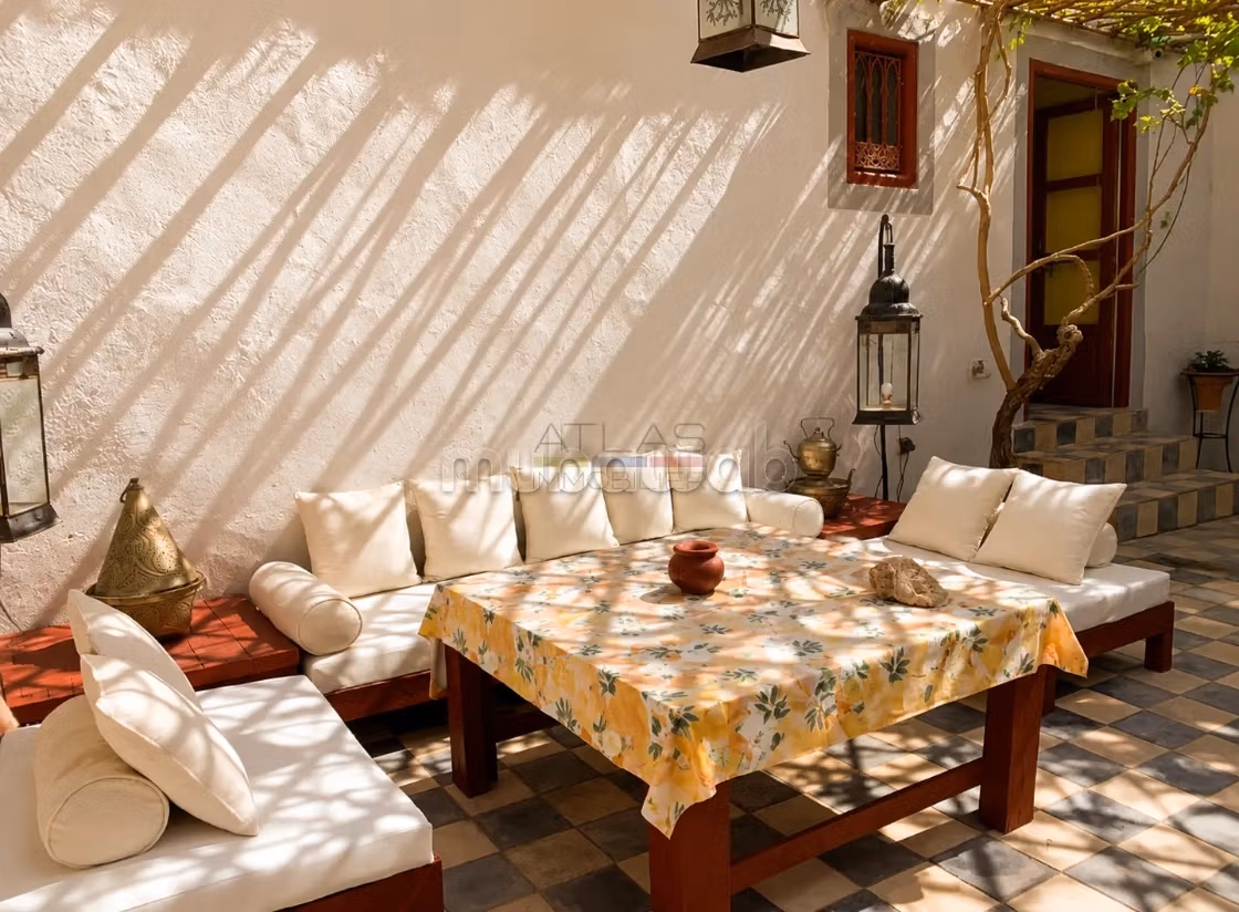 Kasbah con lago privato e giardini andalusi