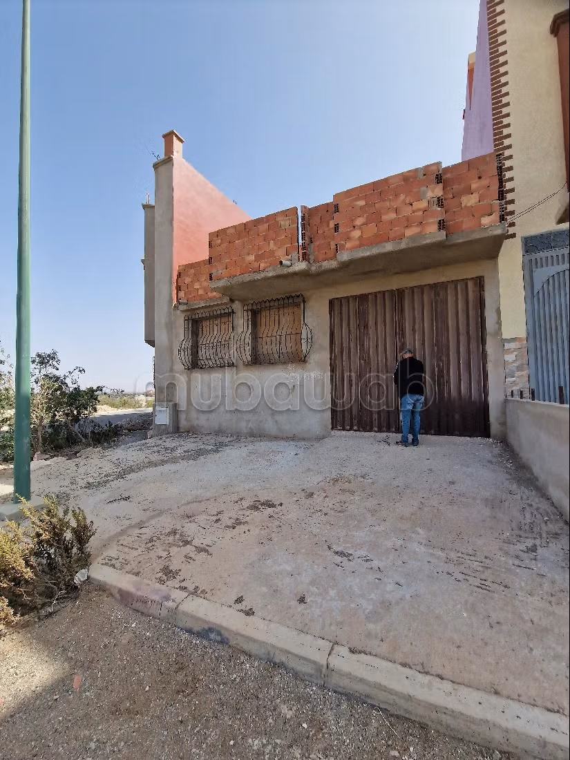 Huizen te koop in Ghazoua. Totale oppervlakte 130 m². Uitzicht op de bergen. 