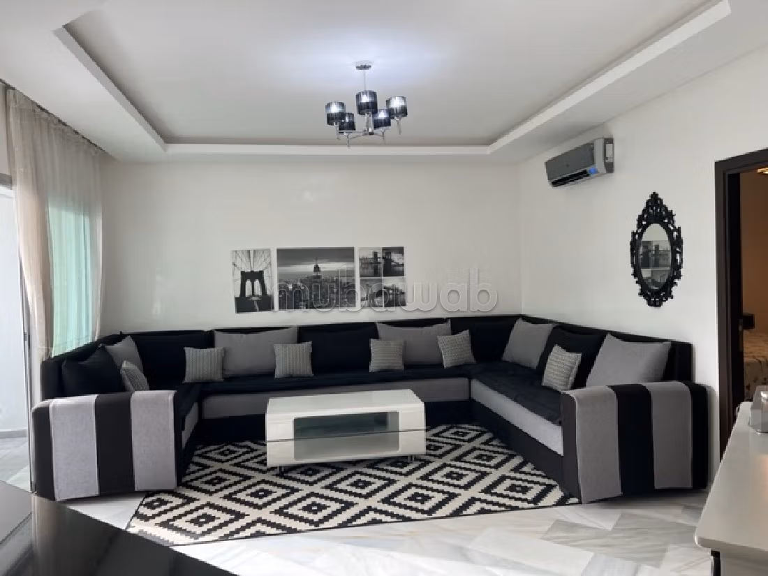 Appartementen te koop in La Siesta. Totale oppervlakte 69 m². Volledig gemeubileerd. 