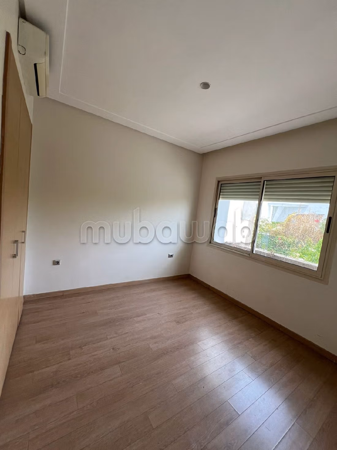 Villa à présitgia pour location avec piscine 348m²