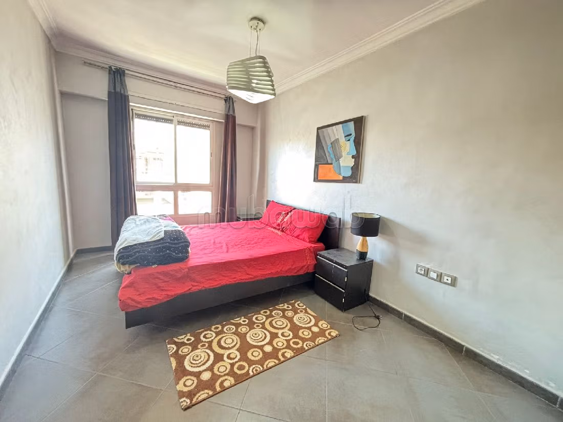 شقة رائعة للإيجار ب موزار. 3 قطع مريحة. مفروشة. 