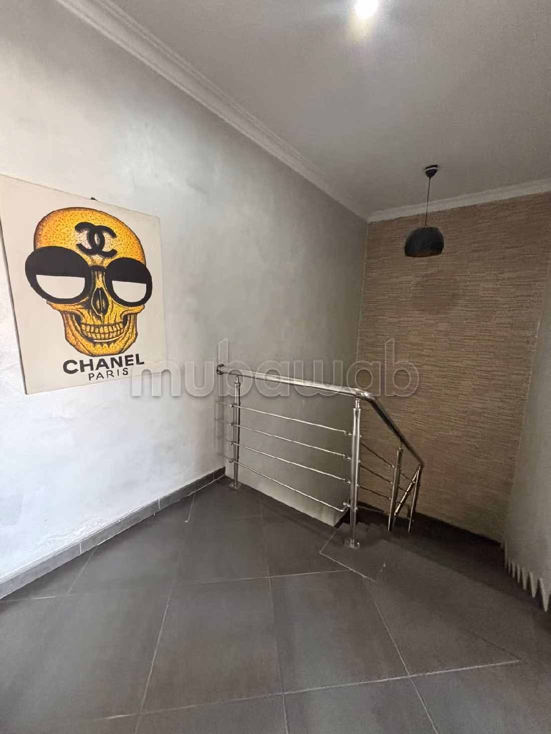 شقة رائعة للإيجار ب موزار. 3 قطع مريحة. مفروشة. 