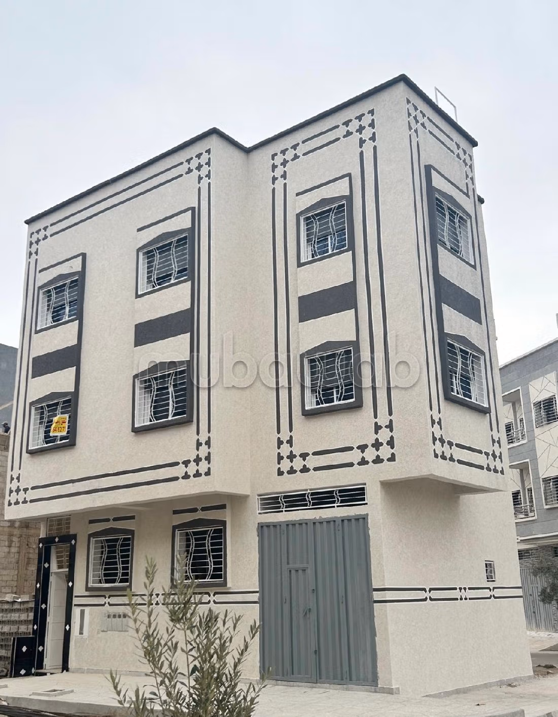 Find an apartment to buy in Route de Meknes. 2 comfortable rooms.