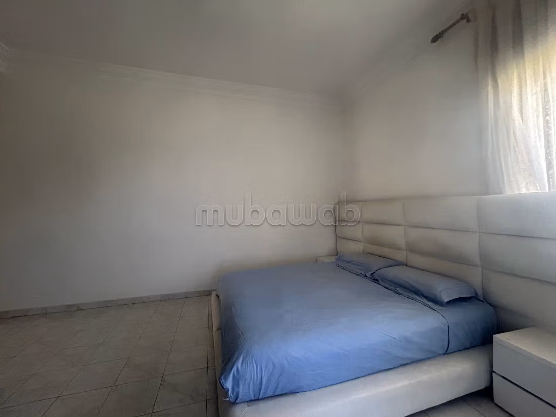 High quality house for sale in Californie. Dimension 630 m². Ample storage space