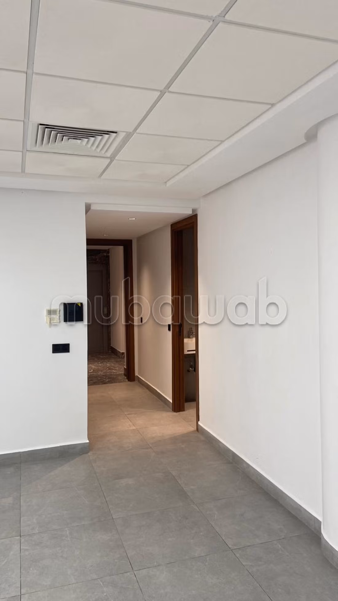 Plateau Bureau haut standing au cœur de 2 mars