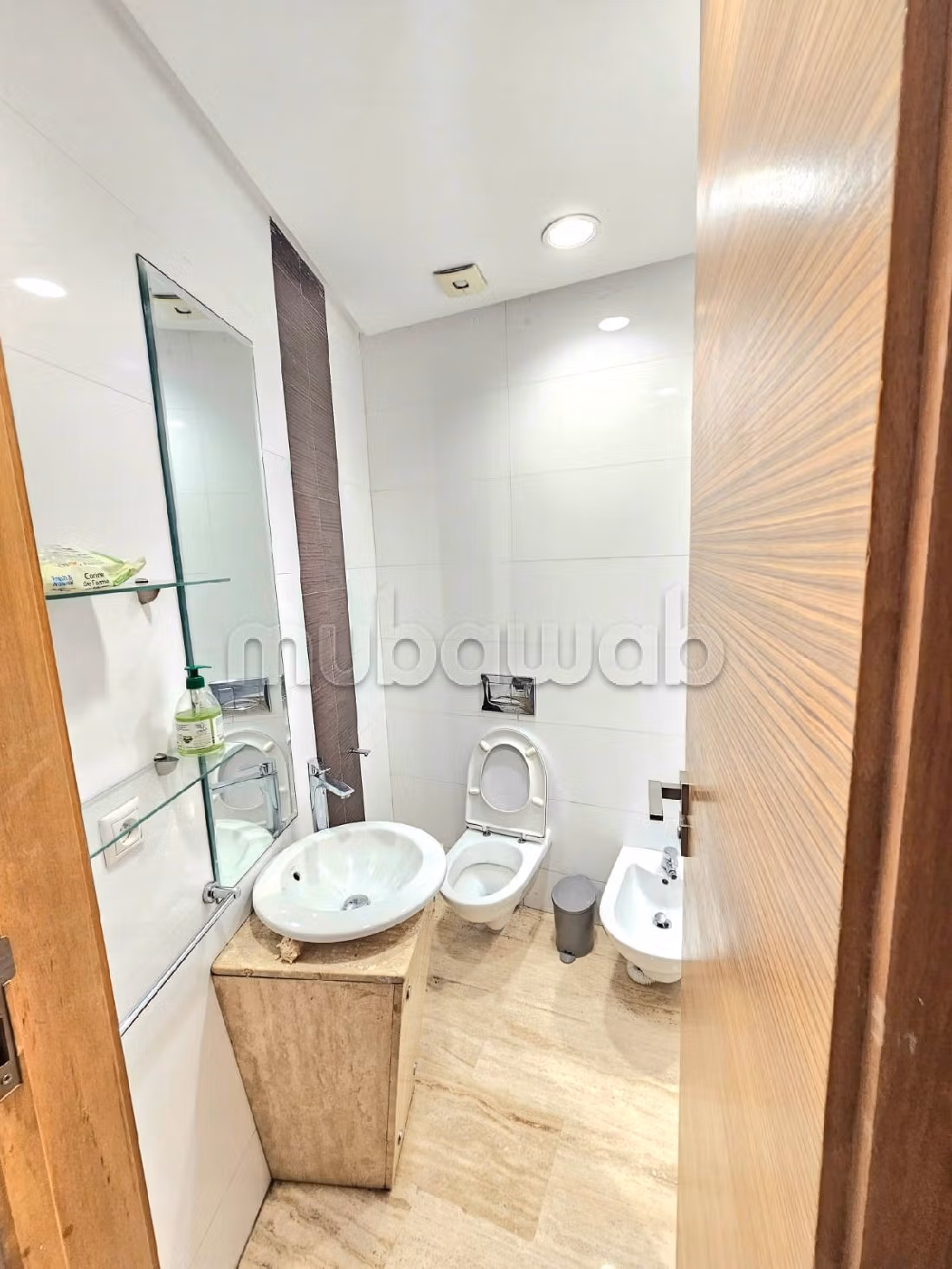 Affitta il tuo appartamento a Gauthier. 2 camere da letto. arredato.