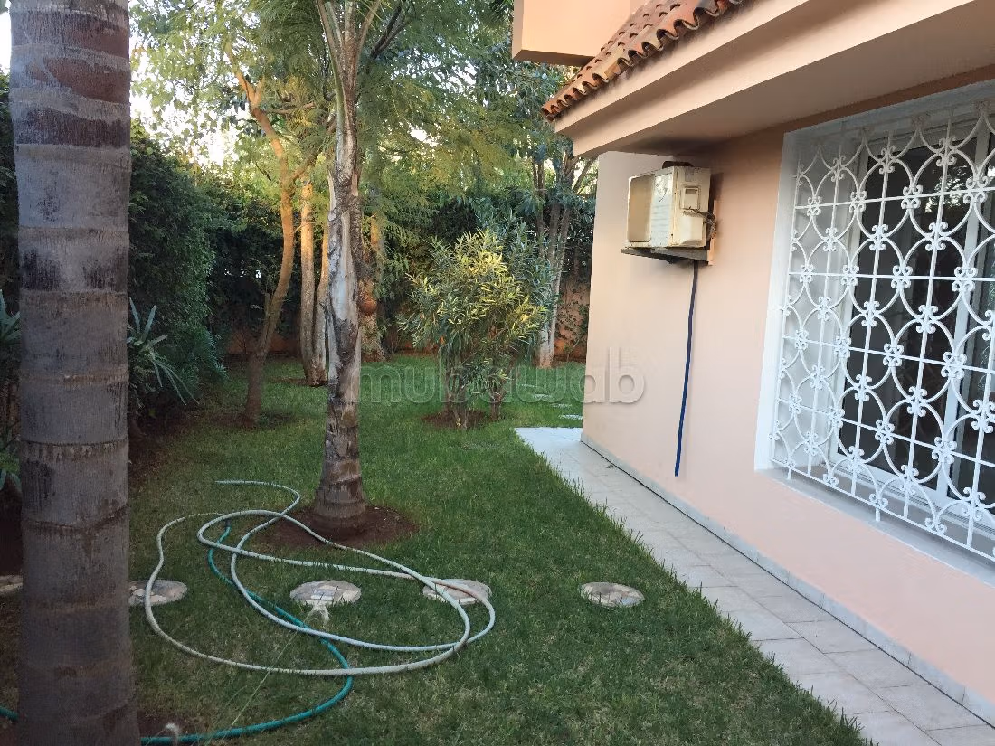 Très jolie maison à Oasis à louer — 2