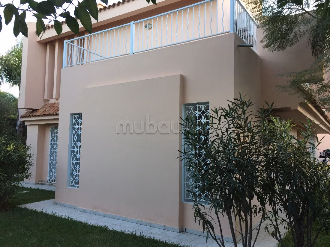 Très jolie maison à Oasis à louer — 3