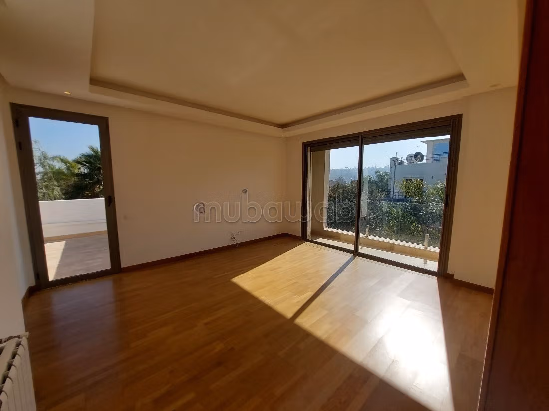 Villa d'Exception à Louer 600m²Vue Mer Ain Diab