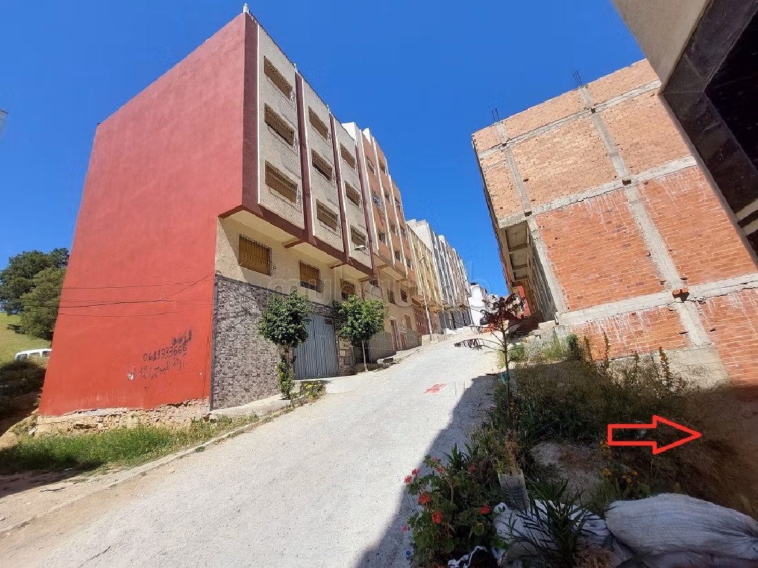 أرض للشراء ب الجيراري. المساحة 120 م². 