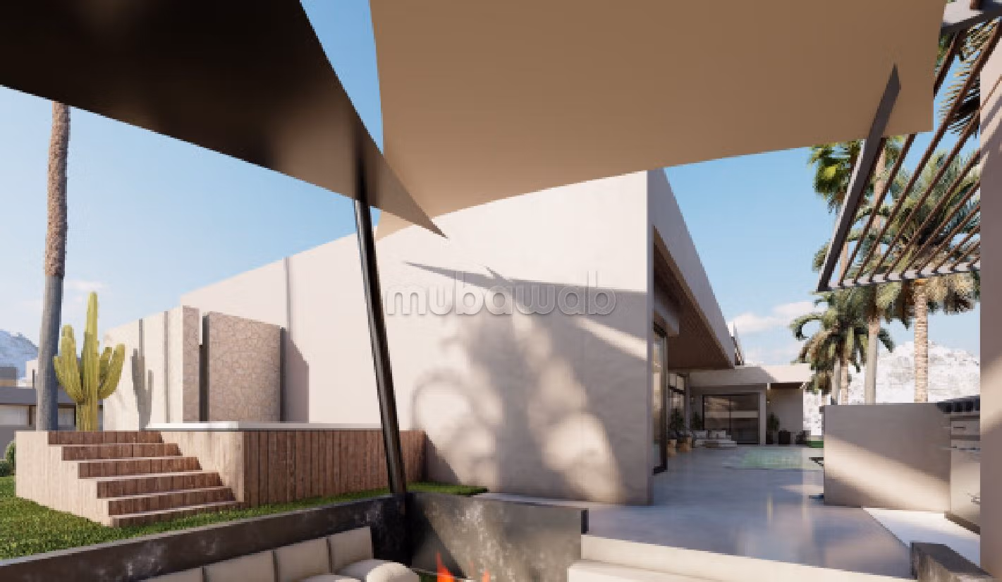 Villa's en luxe woningen om te kopen in Route de l'Ourika. 6 Ruimtes. Garage en mooi terras. 