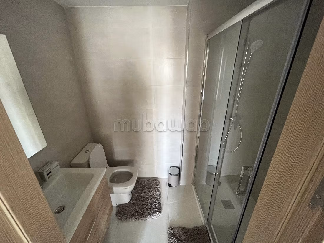 Splendido appartamento in vendita a Tanja Balia. 5 locali spaziosi. Piscina e condizionatore