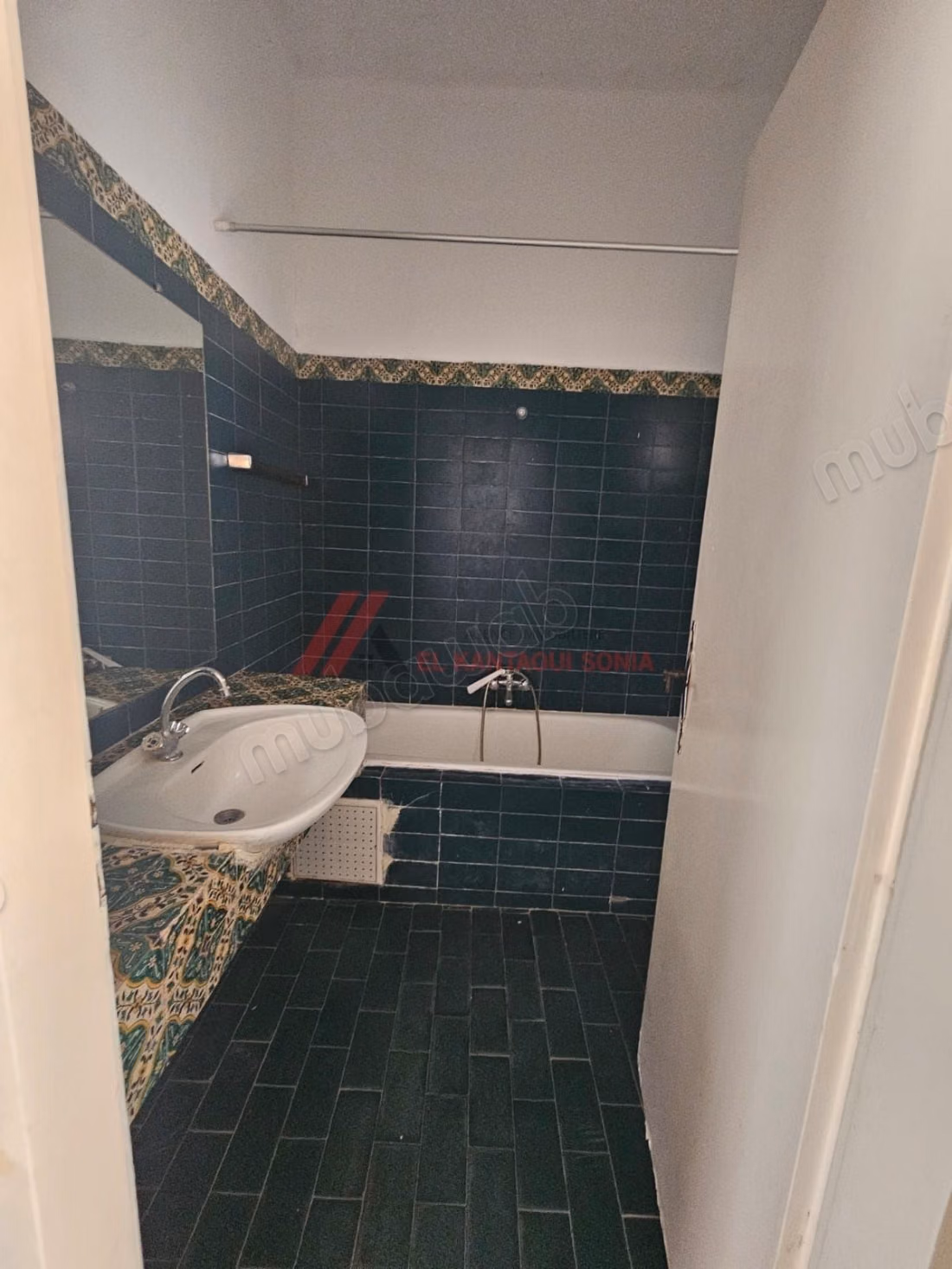 For sale S0 ground floor house by the sea