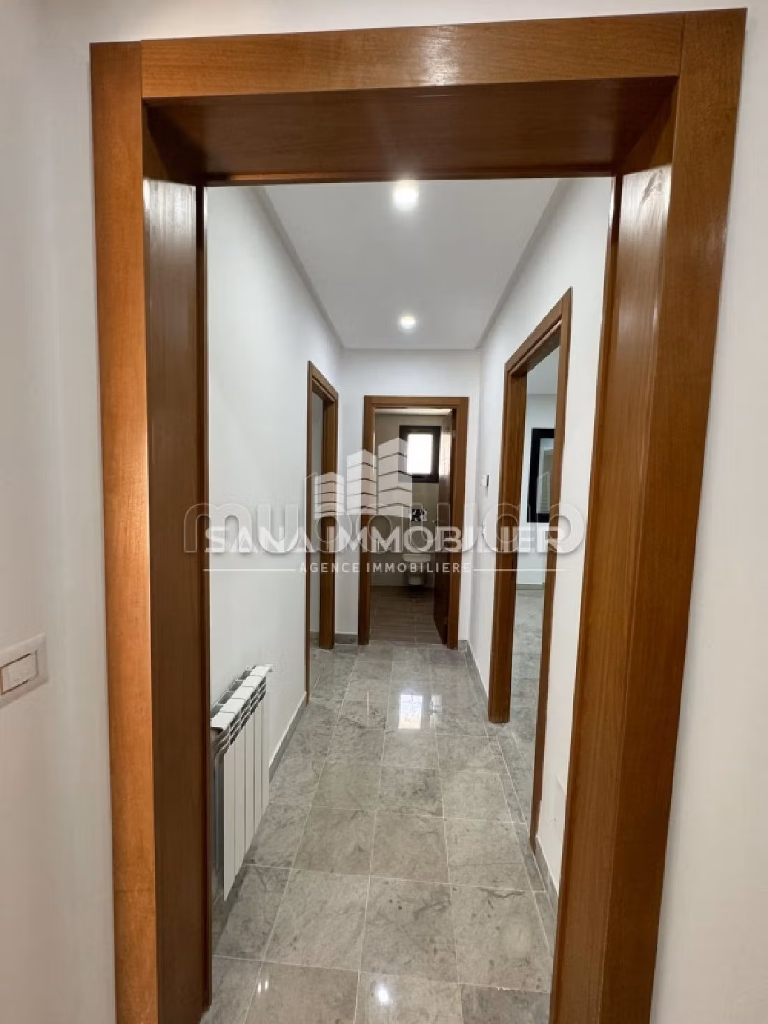 A vendre un appartement S2 occupe le 1ér étage