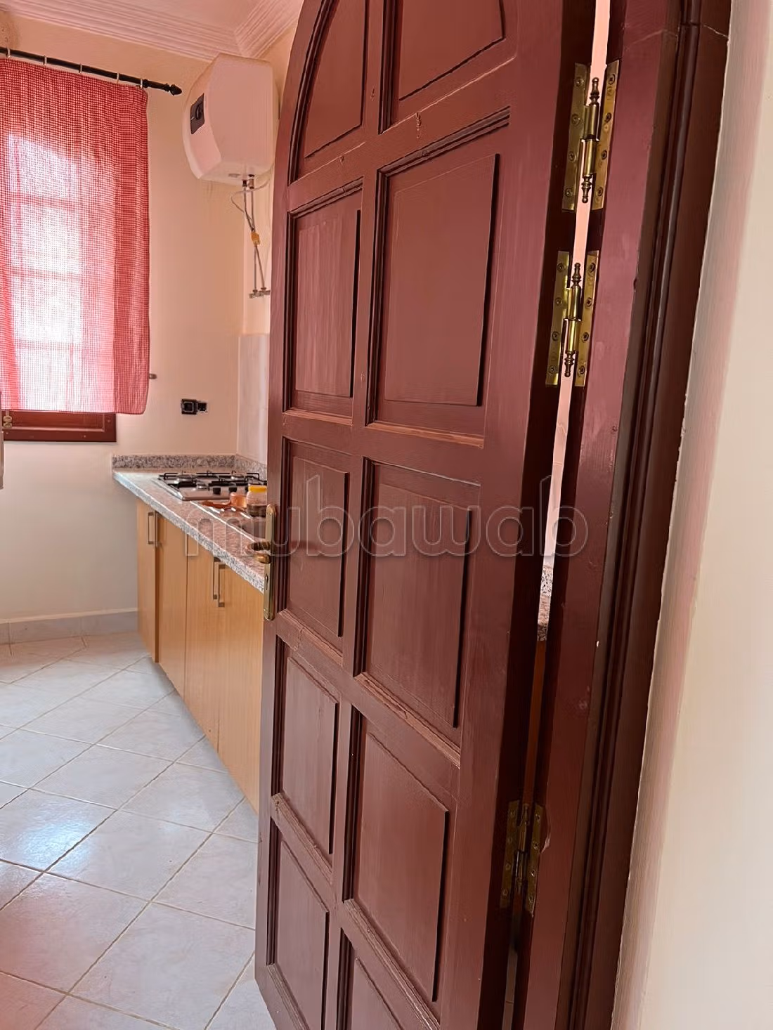 Te koop: boerderijen in Route de l'Ourika. Totale oppervlakte 10000 m². Beveiligingssysteem. 