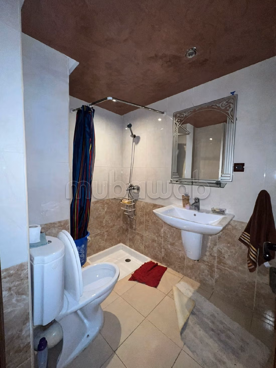 شقة للشراء بمرس السلطان. 2 قطع كبيرة. 