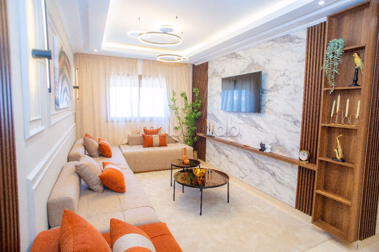 Splendido appartamento da acquistare a Bernoussi. Superficie totale 70 m². 