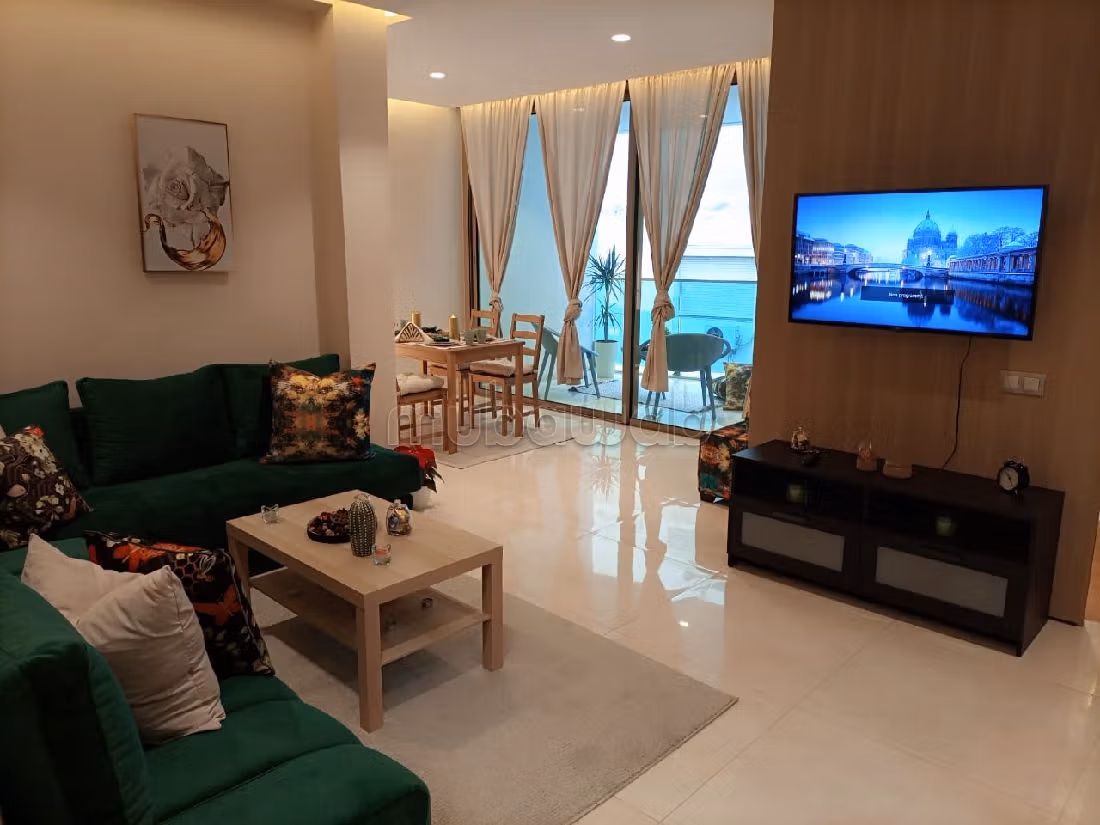 Rent an apartment in Bourgogne Ouest. 2 comfortable rooms. New furniture. 