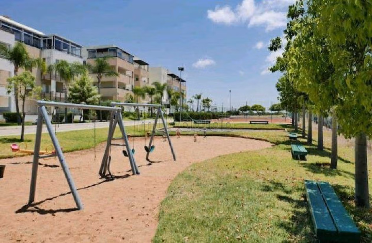 شقة رائعة للبيع ب شاطئ واد الشراط. المساحة 97 م². مكيف الهواء و مدفأة. 