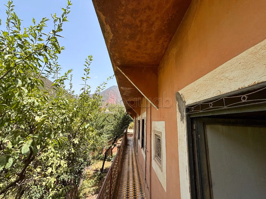 Land for sale. Total area 355 m². 