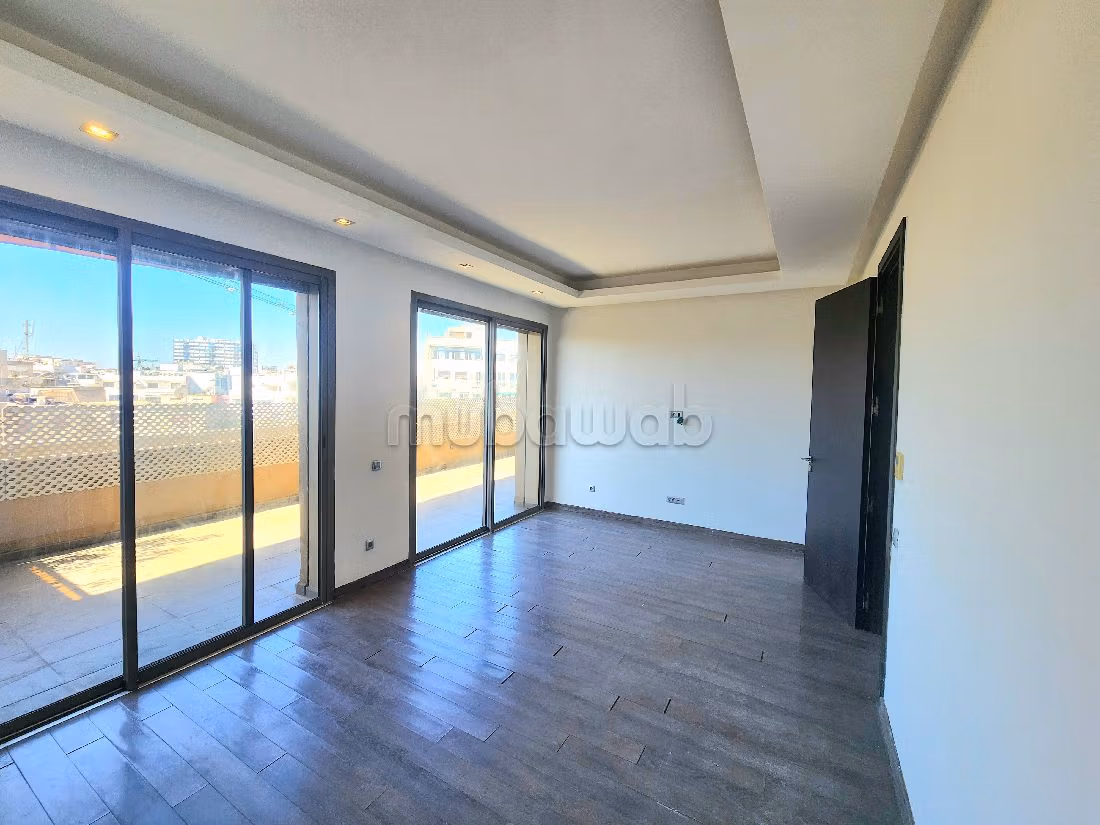Nu te huur: appartementen in Gauthier. 3 Slaapkamers. Terras en garage. 