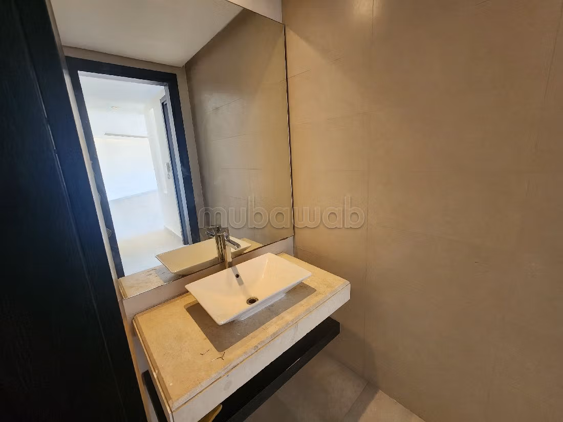 Nu te huur: appartementen in Gauthier. 3 Slaapkamers. Terras en garage. 