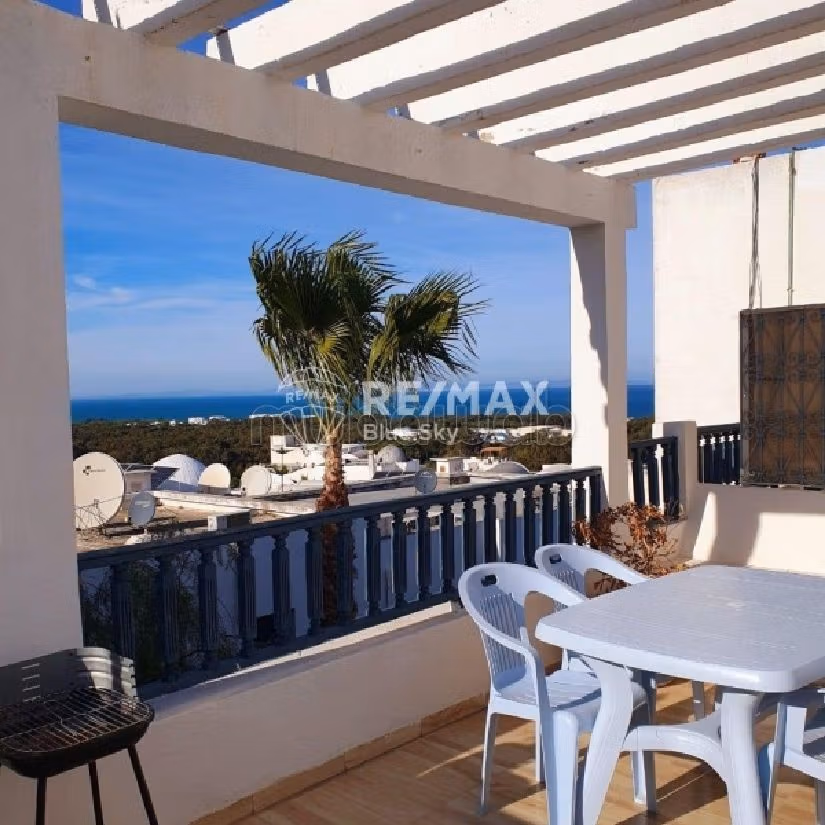 Duplex s2 avec terrasse vue mer à louer à Gammarth