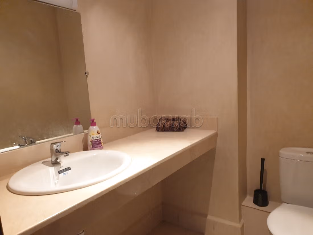 Bonito piso en alquiler en Izdihar. 2 dormitorios. Amueblado. 