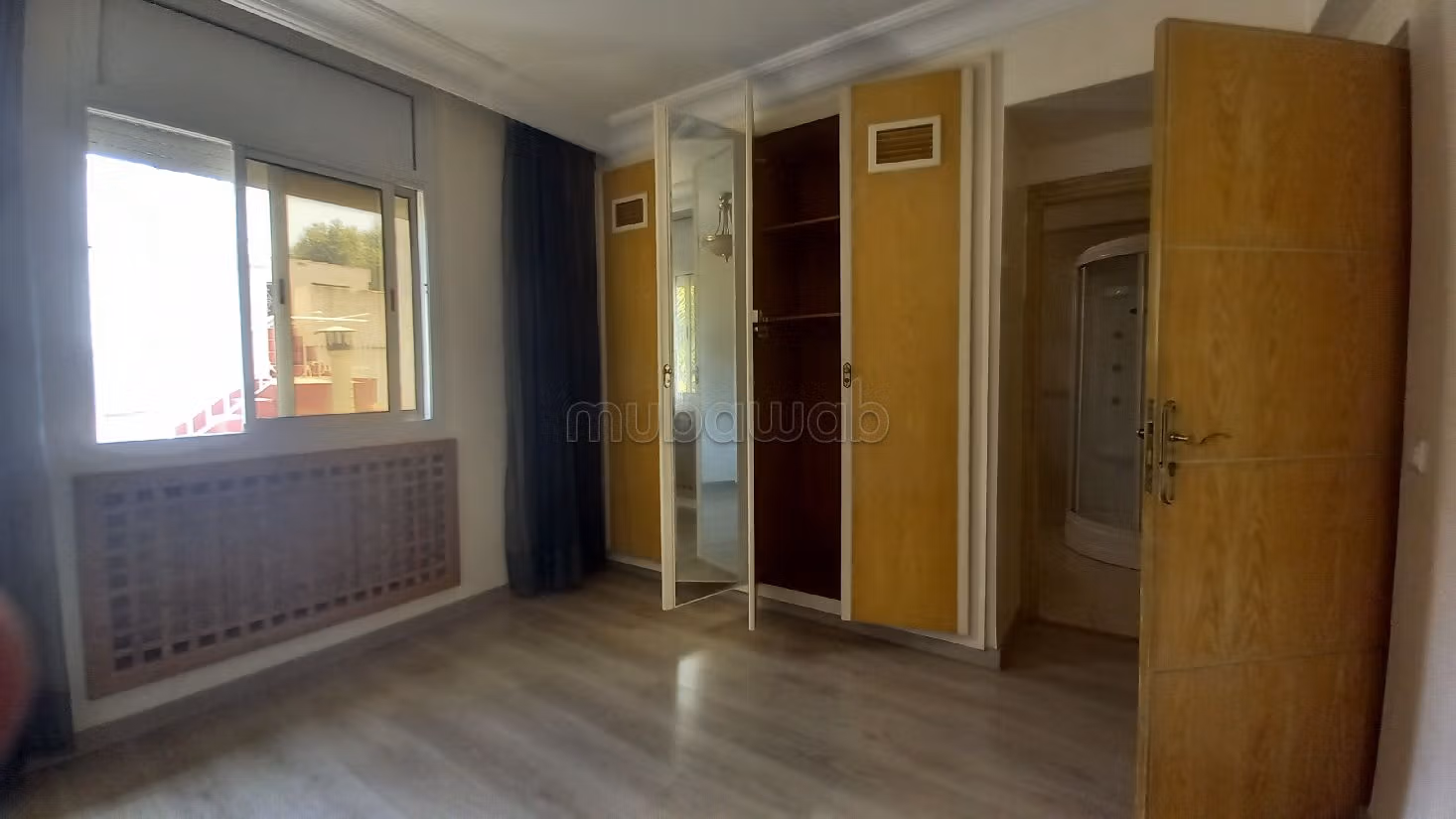 Eccezionale casa di lusso in affitto a Oasis. 4 camere da letto. Giardino e terrazzo. 